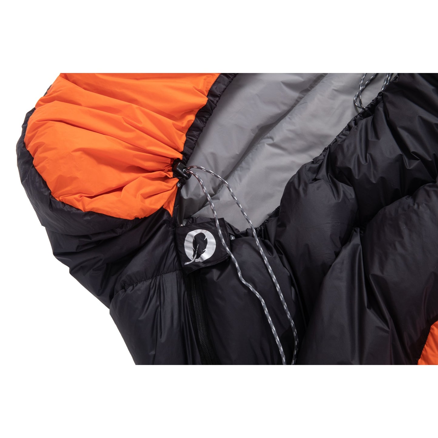 Branded zipper draft tube and hook-and-loop closure on QEZER double sleeping bag